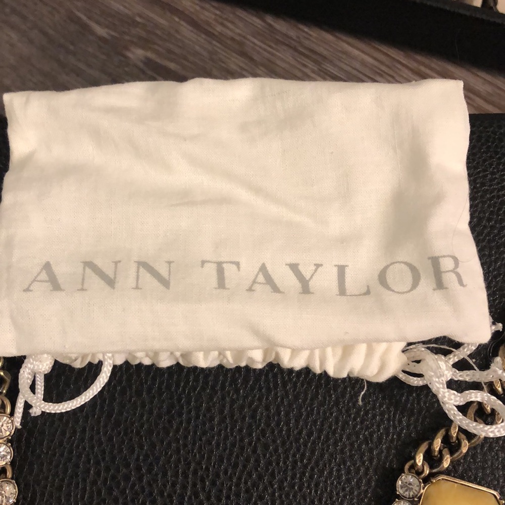 Ann Taylor statement necklace! - Picture 3 of 4